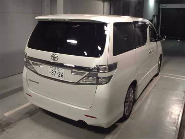 TOYOTA VELLFIRE