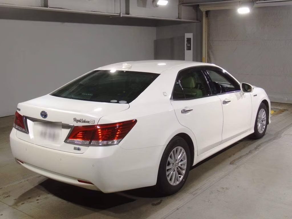 TOYOTA CROWN