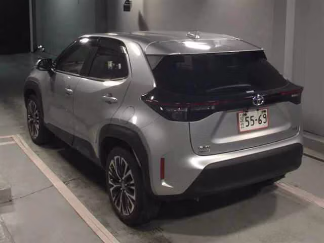 TOYOTA YARIS CROSS