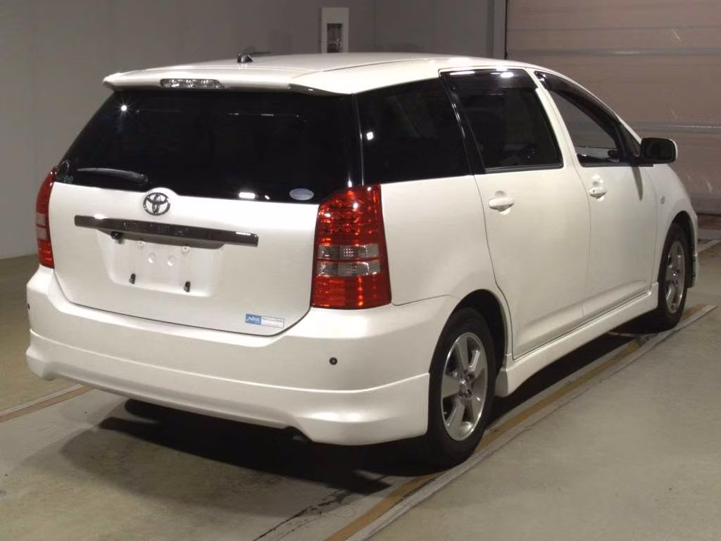 TOYOTA WISH