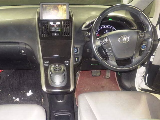TOYOTA SAI