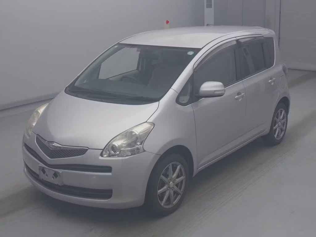 TOYOTA RACTIS