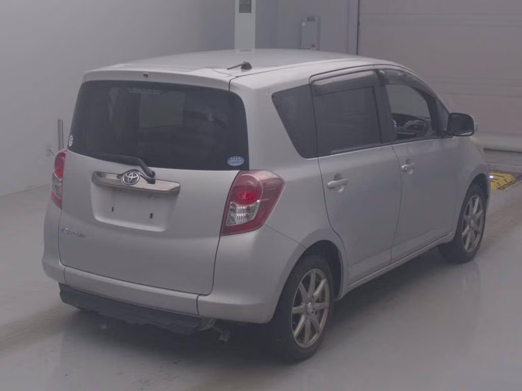TOYOTA RACTIS