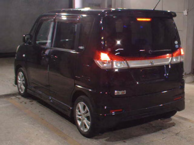 MITSUBISHI DELICA D:2
