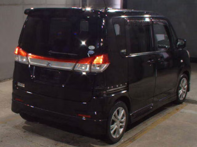MITSUBISHI DELICA D:2
