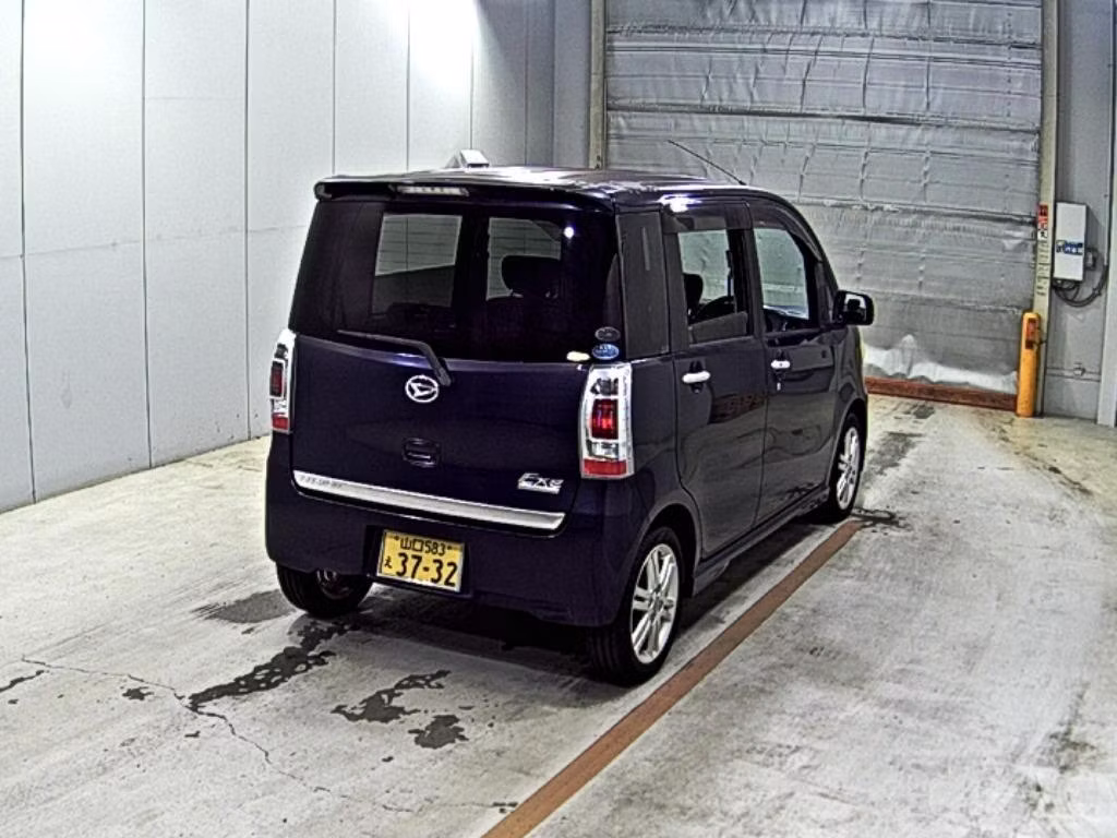 DAIHATSU TANTO EXE