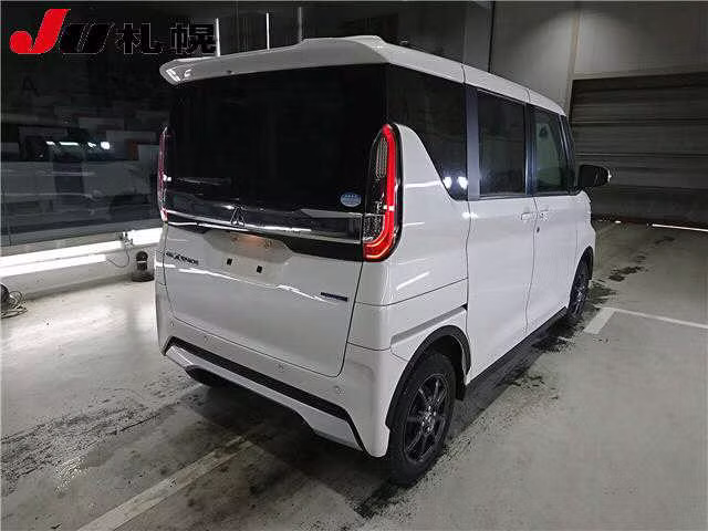 MITSUBISHI EK SPACE