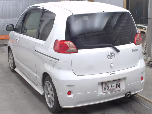 TOYOTA PORTE