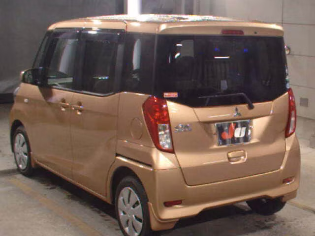 MITSUBISHI EK SPACE