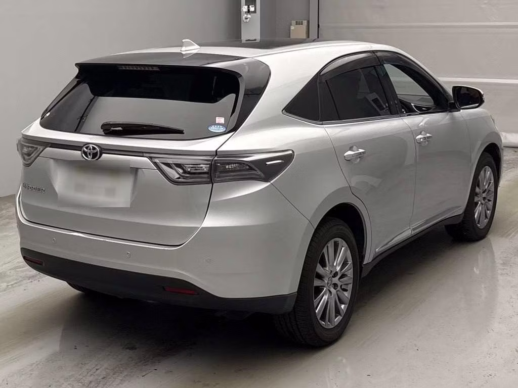 TOYOTA HARRIER