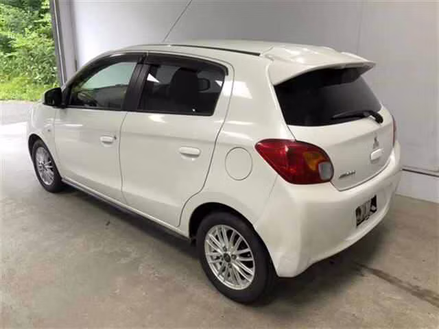 MITSUBISHI MIRAGE