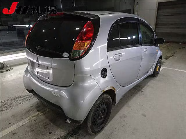 MITSUBISHI I