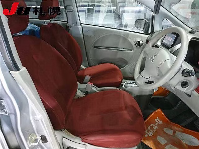 MITSUBISHI I