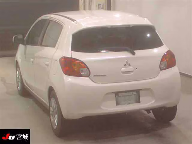 MITSUBISHI MIRAGE