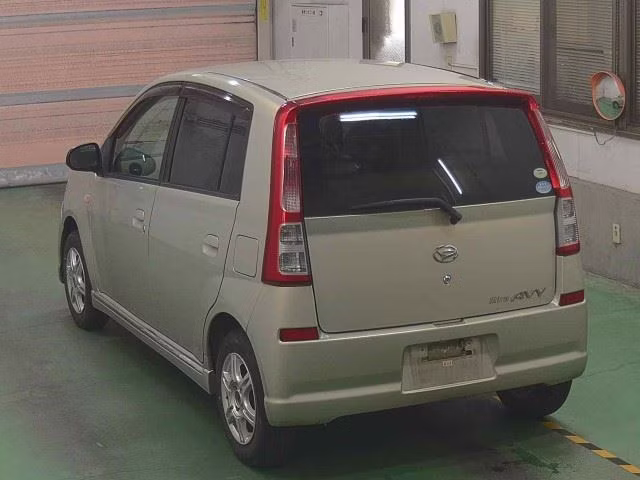 DAIHATSU MIRA AVY
