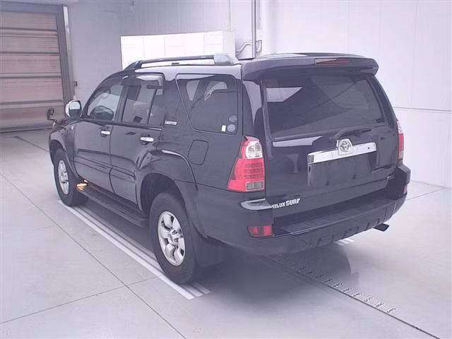 TOYOTA HILUX SURF
