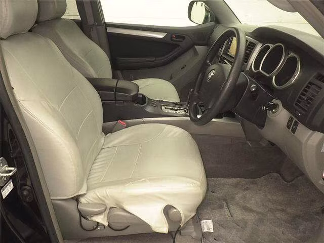 TOYOTA HILUX SURF