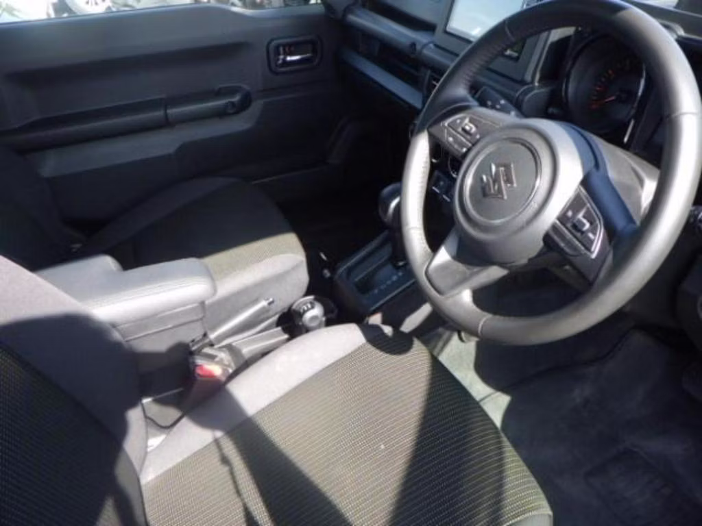 SUZUKI JIMNY SIERRA