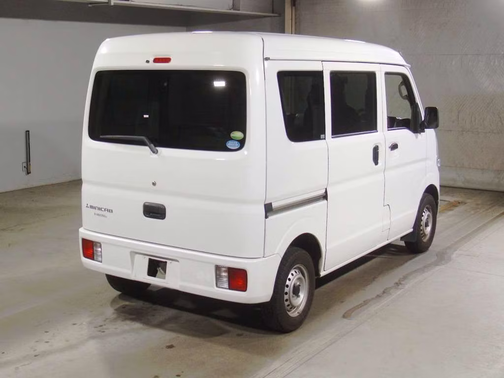 MITSUBISHI MINICAB