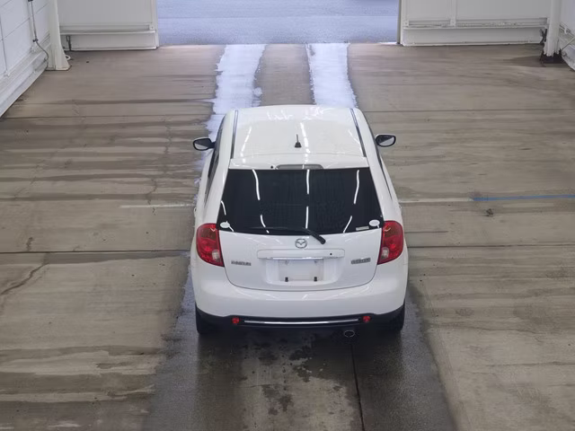 MAZDA VERISA
