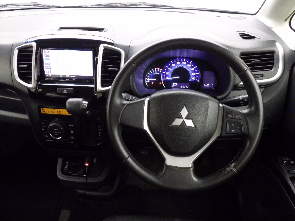 MITSUBISHI DELICA D:2