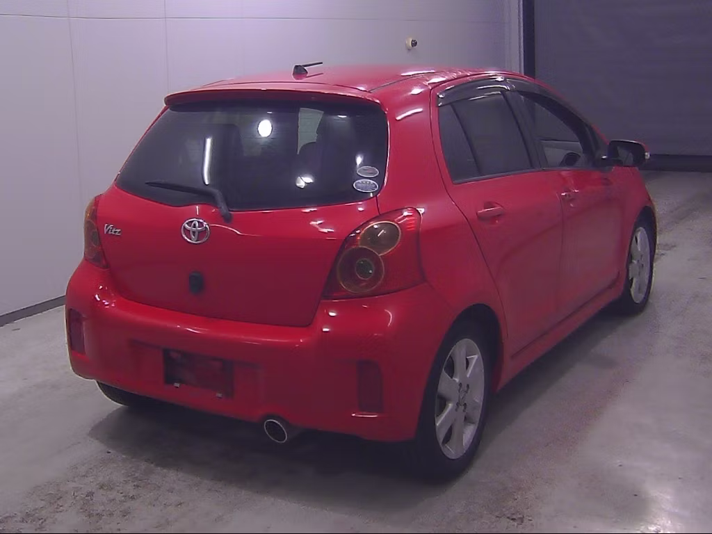 TOYOTA VITZ