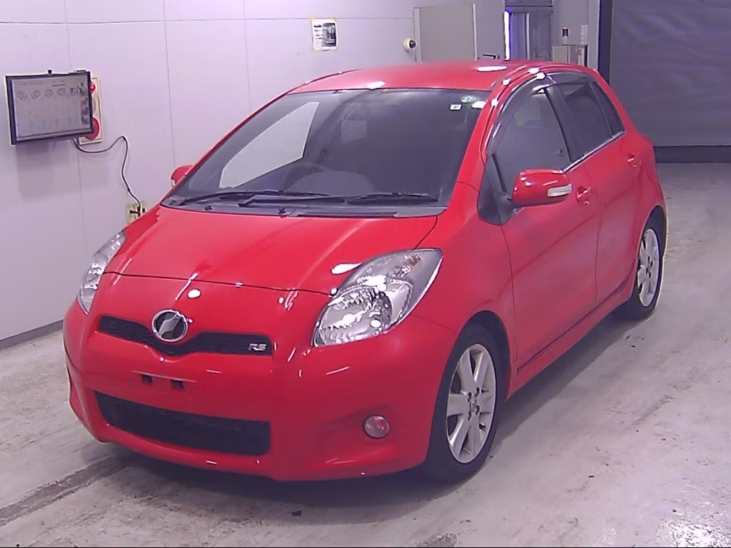 TOYOTA VITZ