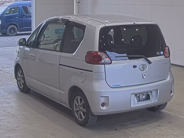 TOYOTA PORTE
