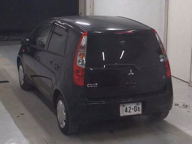 MITSUBISHI COLT