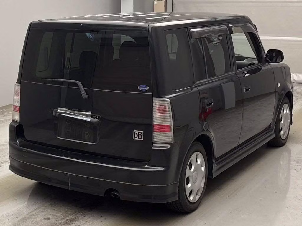 TOYOTA BB