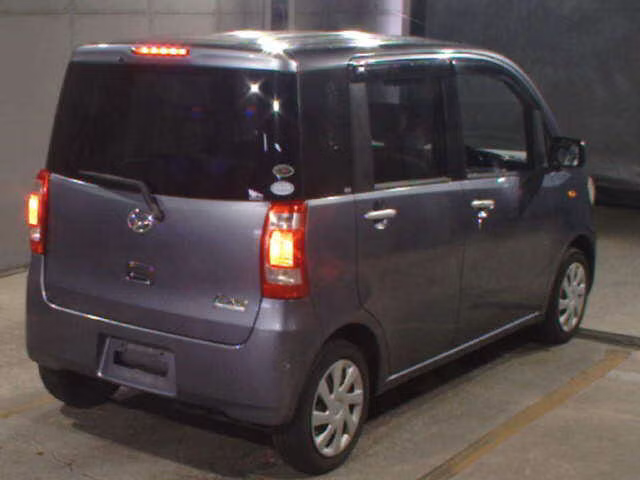 DAIHATSU TANTO EXE
