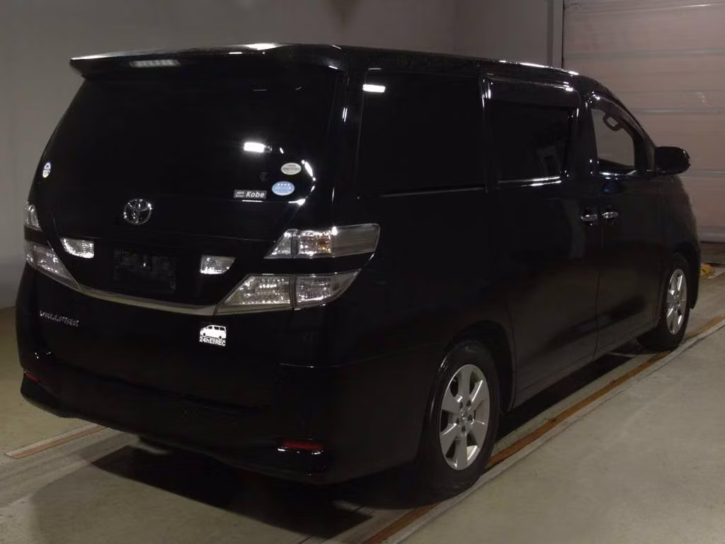 TOYOTA VELLFIRE
