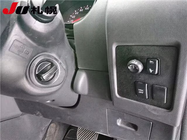 NISSAN DUALIS