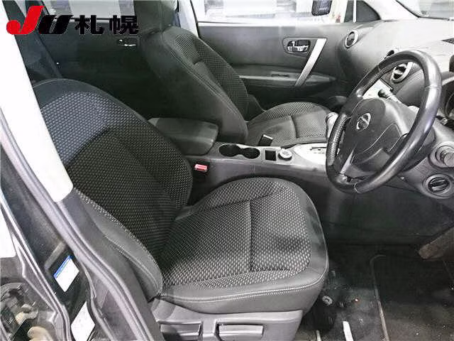 NISSAN DUALIS