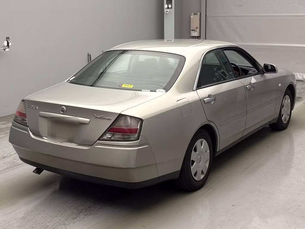 NISSAN GLORIA