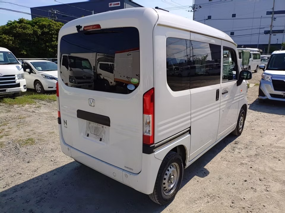 HONDA N-VAN