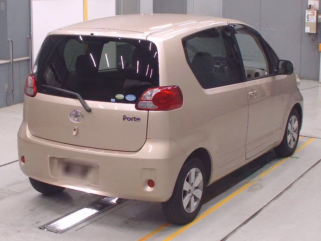TOYOTA PORTE