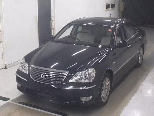 TOYOTA CROWN MAJESTA