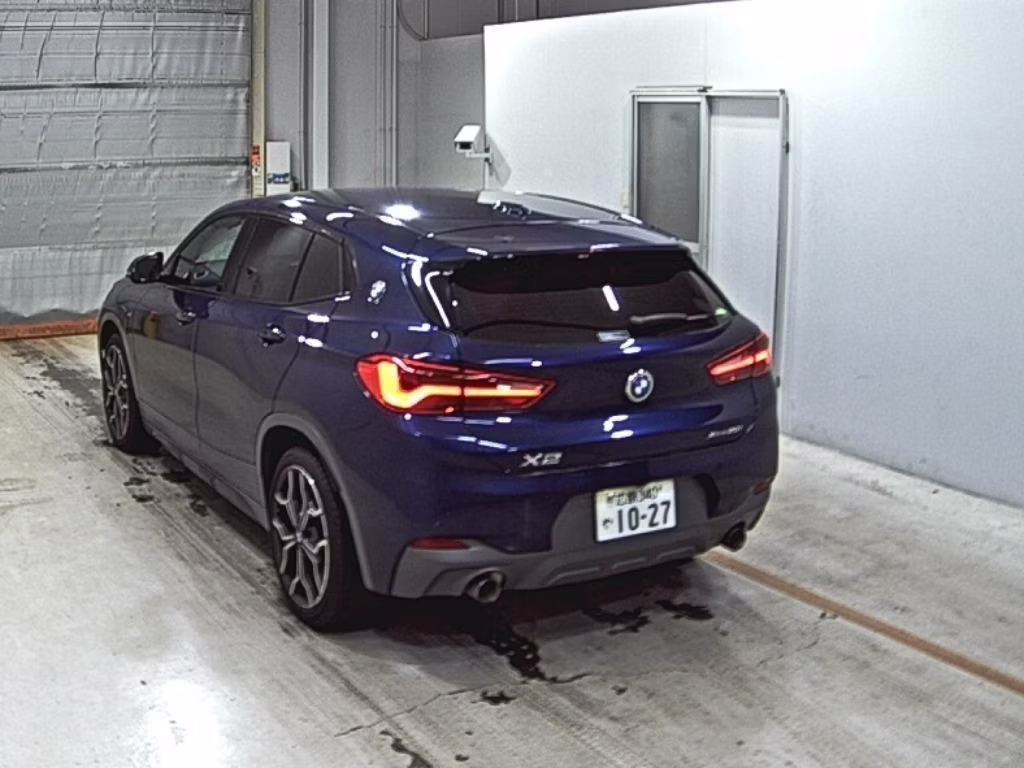 BMW X2