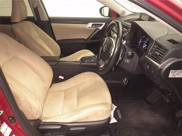 LEXUS CT200H