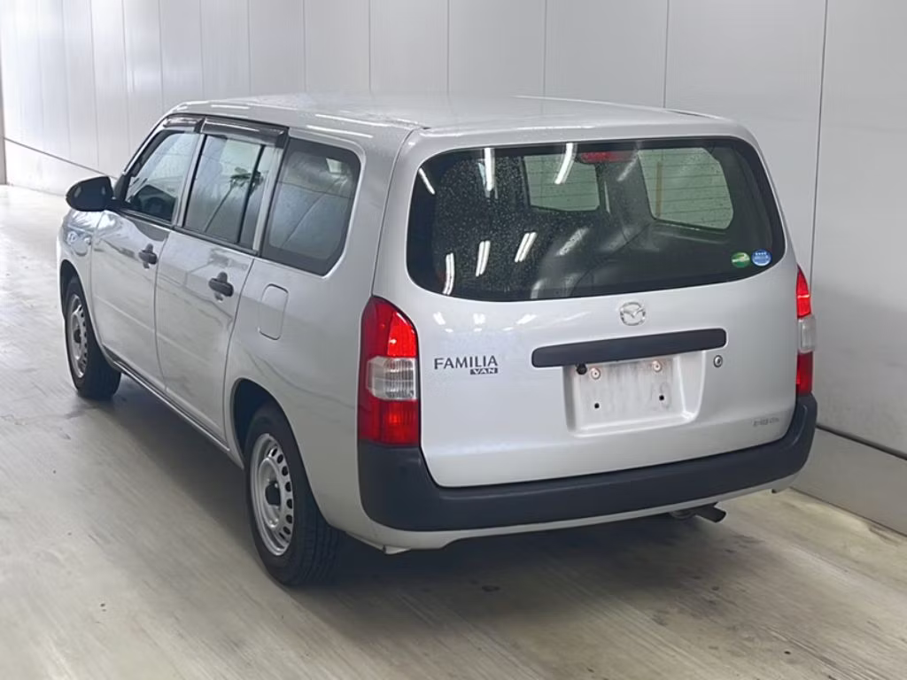 MAZDA FAMILIA