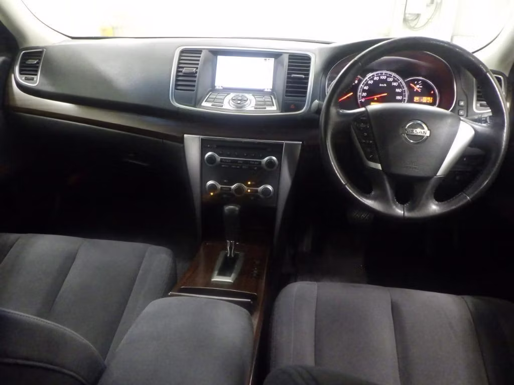 NISSAN TEANA