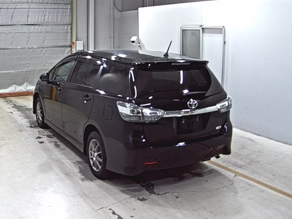 TOYOTA WISH