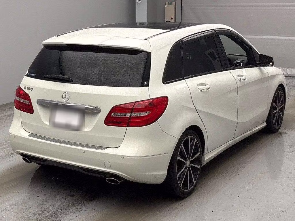 MERCEDES-BENZ B-CLASS
