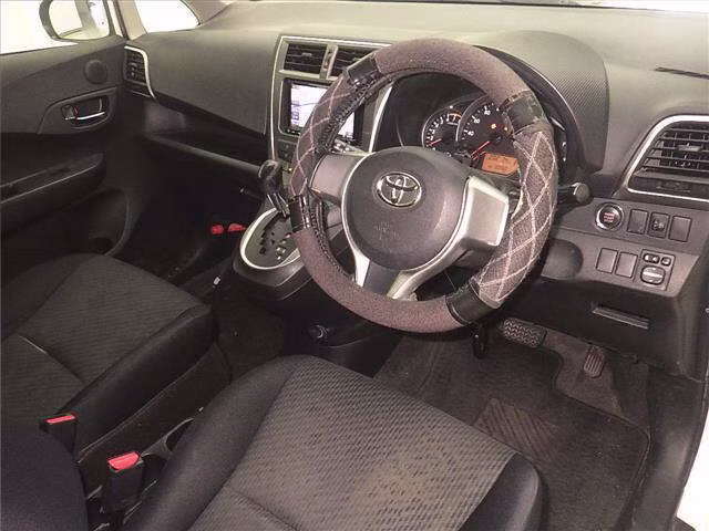 TOYOTA RACTIS