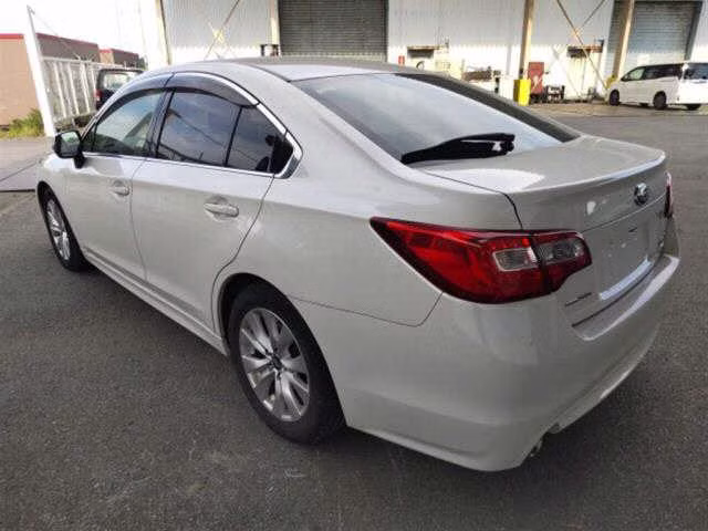 SUBARU LEGACY B4