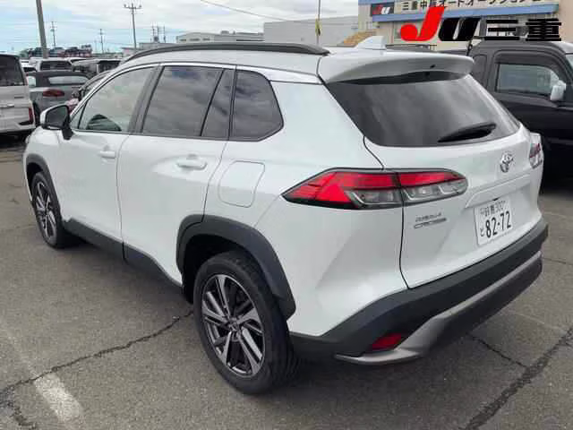 TOYOTA COROLLA CROSS