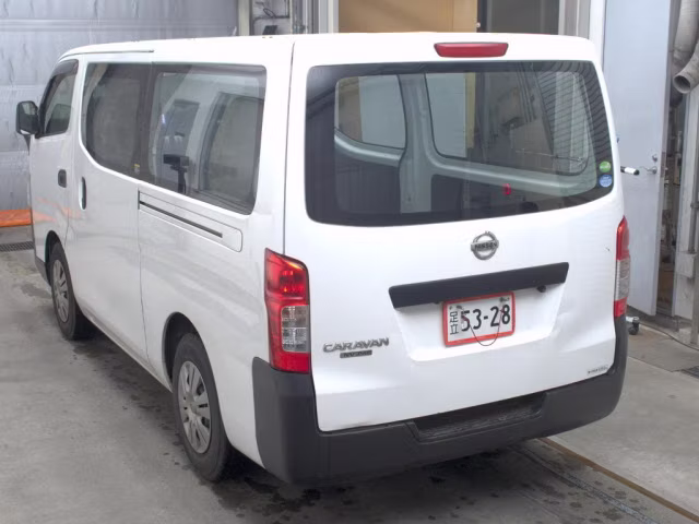 NISSAN NV350 CARAVAN