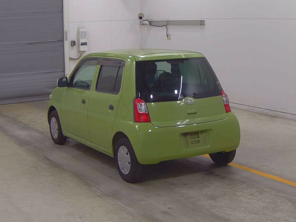 DAIHATSU ESSE