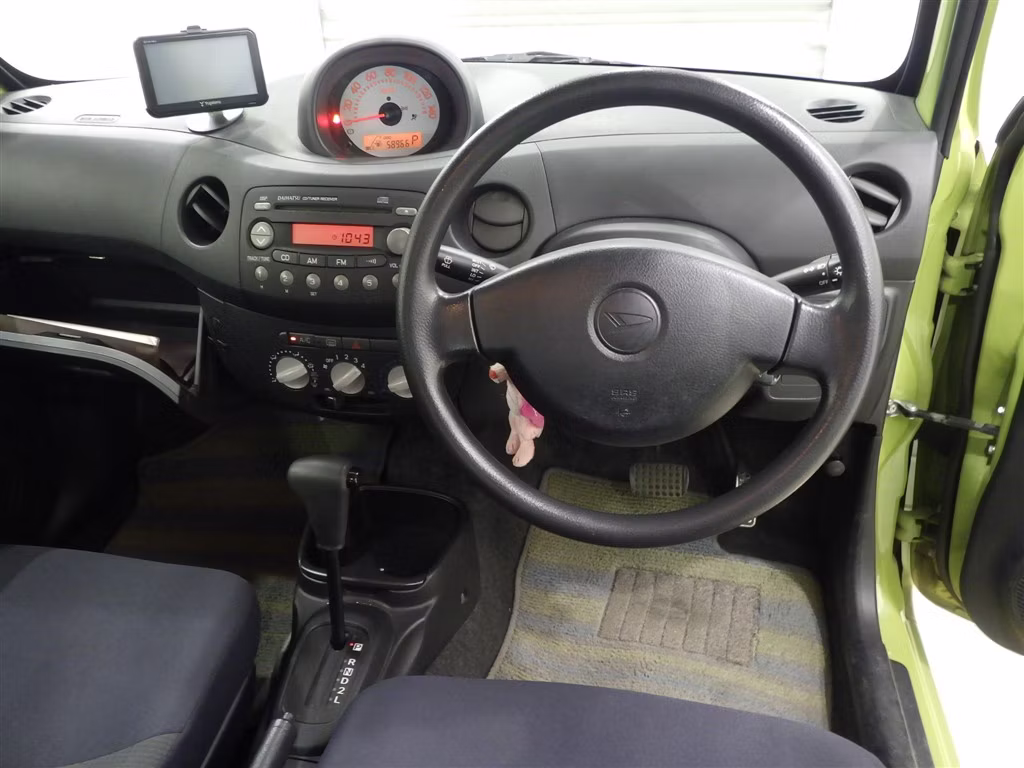 DAIHATSU ESSE